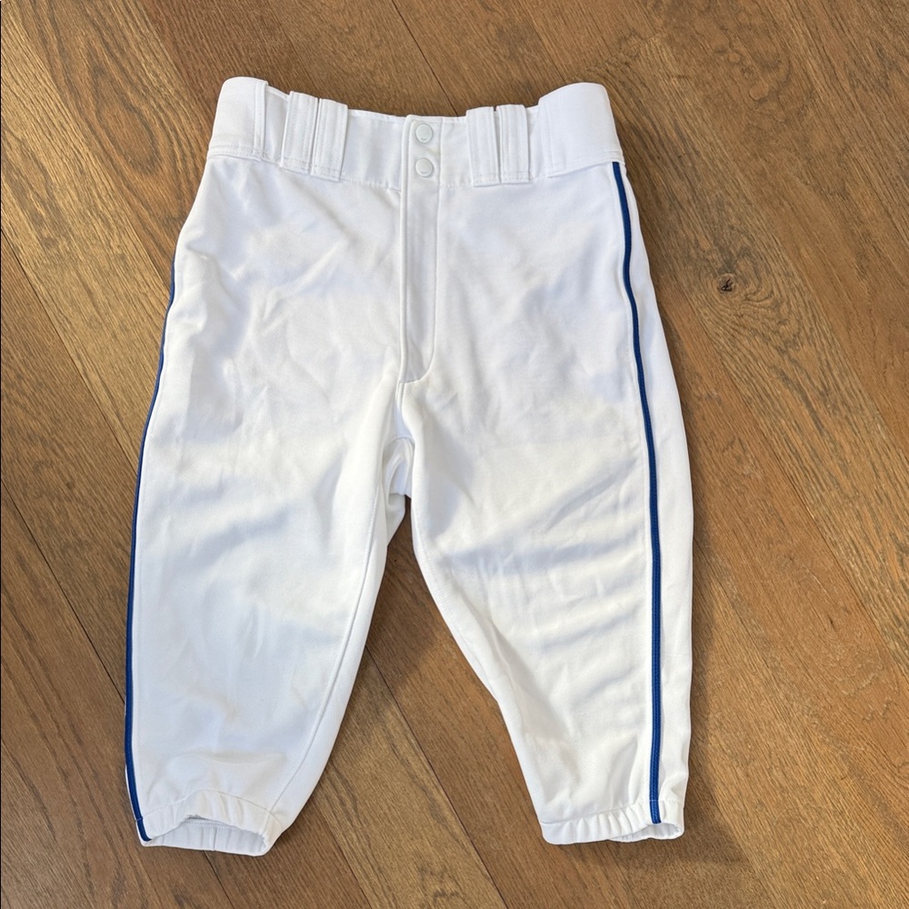 Mizuno White Baseball Knickers Size Small with Blue Piping
